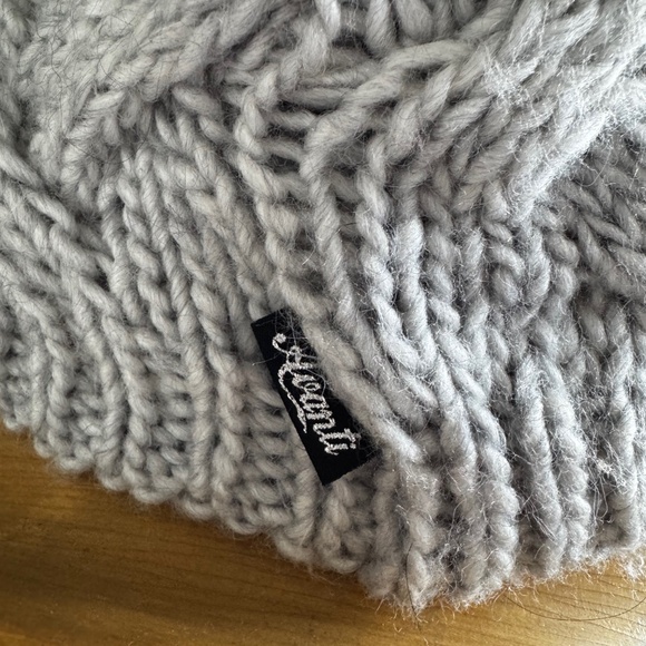 Avanti Light Grey Knit Beanie Hat with Natural Fox Pom Pom - Picture 4 of 6